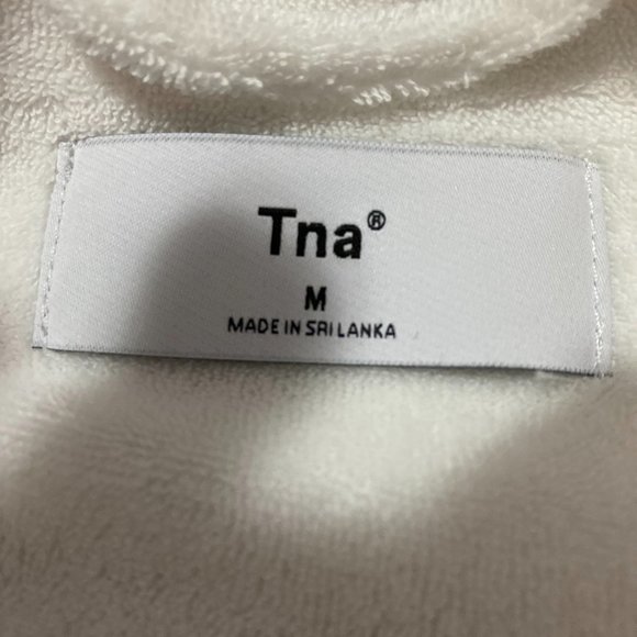 TNA Artega Button-up - Picture 3 of 3